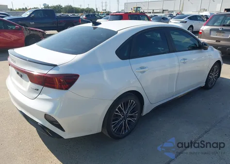 2022 Kia Forte Gt-Line из США, поврежденный, VIN 3KPF54AD6NE480953